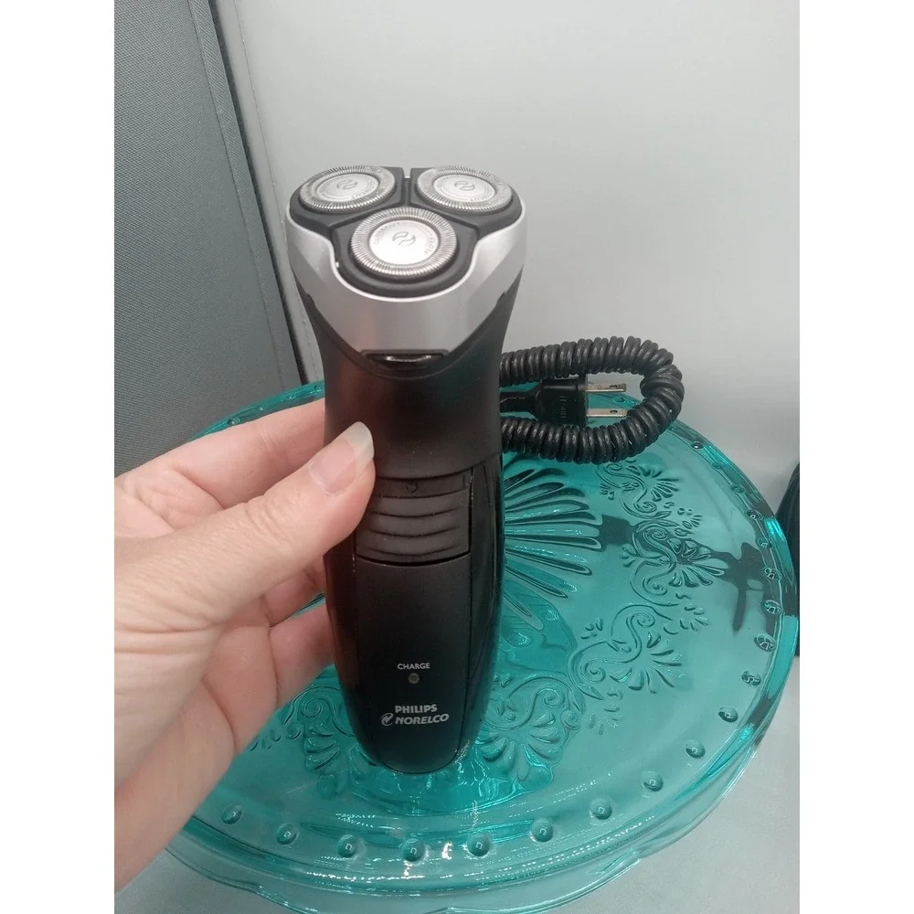 Philips Norelco Closecut Rechargeable Cordless Shaver 6955XL Tested